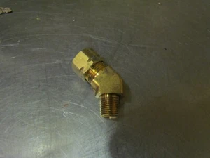 2 Nuevos Latón Parker 1/8"" Macho NPT X 3/8"" Tubo OD Compresión x Codos de 45 Grados - Imagen 1 de 3