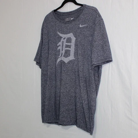 Genuine Merchandise The Nike Tee Detroit Tigers T-Shirt in Dark Stonewash Grey Cover