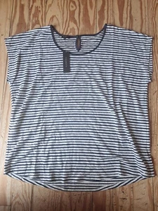 Neu mit Etikett Talbots hübsches marineblaues kurzärmliges Baumwoll-T-Shirt 2X Streifen marineblau Glitzer - Bild 1 von 2