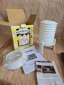 Eggstractor W/ Bonus Egg Slicer It Peels Your Eggs For You Vintage Original Box - Picture 1 of 13