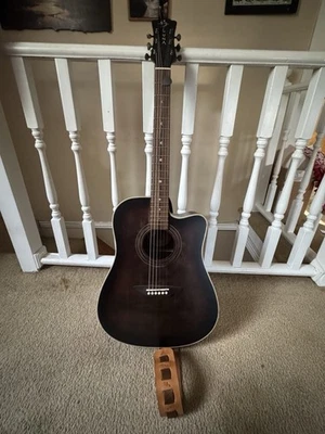 Luna Guitars 6 String Acoustic-Electric Guitar, Right (ART V DCE) - Image 1 of 4