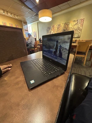 Dell Precision M4800 15.6" (HDD 1TBGB, Intel Core i7 4ta Gen., 2.8GHz, 32GB)  Foto 1 de 3