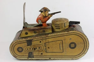 Marx 1930er Teigjunge Litho Aufziehspielzeug Funkenpanzer mit Schlüssel & läuft gut - Bild 1 von 10