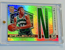 Giannis Antetokounmpo 2019 Panini Donruss Elite SPELLBOUND REFRACTOR Gem Mint SP