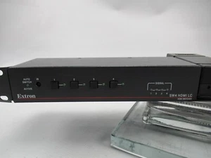 EXTRON SW4 HDMI LC 1930367-746 4x HDMI IN 1x HDMI OUT supporto rack 1U - Foto 1 di 8