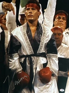 Julio Cesar Chavez Signed 16x20 Metallic Boxing Photo PSA 8A33954 - Picture 1 of 2
