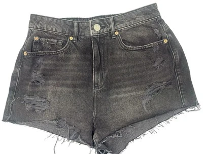 Pantalones cortos de mezclilla Garage para mujer W28 Festival negros con corte dobladillo crudo desgastados Foto 1 de 4