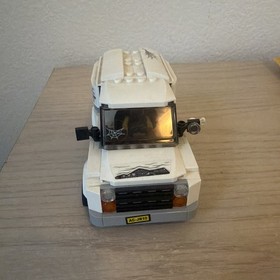 LEGO Marvel: Beware the Vulture (76083) Truck and Minifigure
