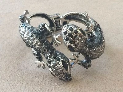 Brazalete de serpiente de cristal gris Foto 1 de 3