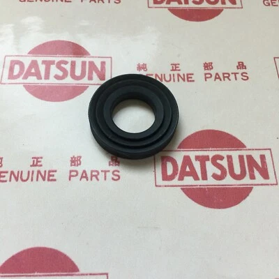 DATSUN 610 Steering Idler Arm Dust Cover (Fits NISSAN BlueBird 610 Vanette C120) - Image 1 of 4