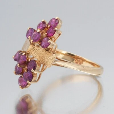 14K YELLOW GOLD AND RUBY CLUSTER RING SIZE 8.25 - Image 1 of 4