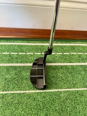 Odyssey Metal X Milled 330M Putter 35” RH - Image 1 of 4