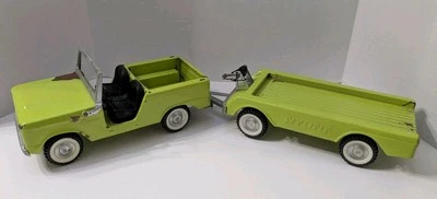 Vintage Nylint Ford Bronco With Trailer Lime Green 1960’s  - Image 1 of 4