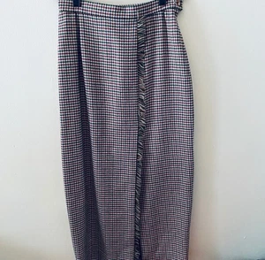 Carlisle Long Skirt Size 4 - Picture 1 of 5