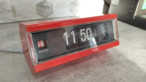 Vintage Copal Flip Clock Orange Model-227 Made in Japan Tested and Working Cover