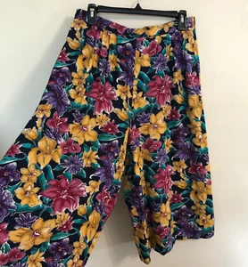 Vintage USA Wide Leg Gaucho Pants Sz L Navy Blue Floral Pull on Pleated Rayon - Picture 1 of 20