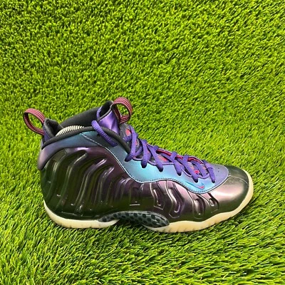 耐克 Air Foamposite One 女孩 6Y 码紫色运动生活方式鞋运动鞋 — 第 1/4 张图片