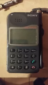 Sony CMD-Z1 Plus - Cellulare Vintage funzionante, qualche danno estetico - Photo 1/13