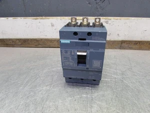 SIEMENS 3VA4125-6ED34-0AA0, INTERRUTTORE, 3P/25A/480V/65kA, FAI UN'OFFERTA! - Foto 1 di 8