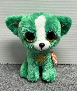 TY Beanie Boo Emerald 6" Plush Green Chihuahua writing on tag - Picture 1 of 4