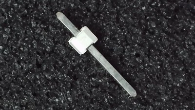Quantity 25 - Panduit Straight Male Pin Header Single Row 2.54mm 1x1P 1x1 1 - Image 1 of 2
