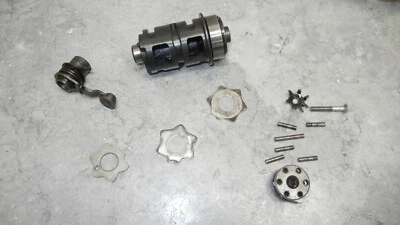 1983 YAMAHA XT250 XT 250 TRANSMISSION SHIFT DRUM CAM ASSEMBLY 4DN-18540-00-00 - Image 1 of 4