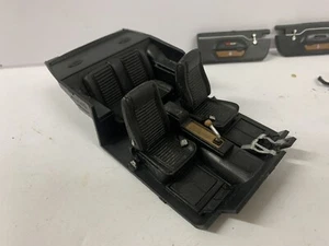 1969 Ford Boss 429 Mustang Sitze Armaturenbrett Türverkleidungen für Modellauto Maßstab 1:24 - Bild 1 von 3