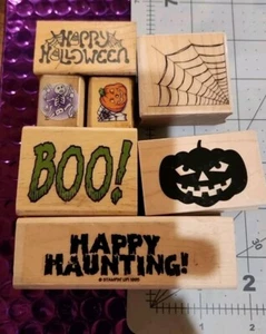 Halloween Mix #1 -BOO- Pumpkins- Webs-etc! used B7 - Picture 1 of 3