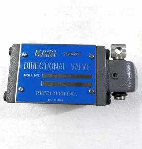 Tokimec DG17S4-016N-JA-25 Directional Valve - Picture 1 of 3