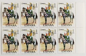 España Bloque de 8 Sellos Edifil 2350. Trompeta Regimiento de Alcantara. - Imagen 1 de 1