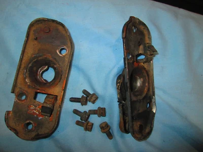 1984-1996 CORVETTE C4 LEFT & RIGHT SIDE  Cowl Hood LATCHES & MOUNTING BOLTS  $29 - Image 1 of 4