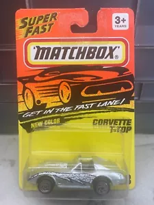 1997 Matchbox Super Veloce Argento W/Immagini Corvette T-Top #58 Nuovo Colore - Foto 1 di 1