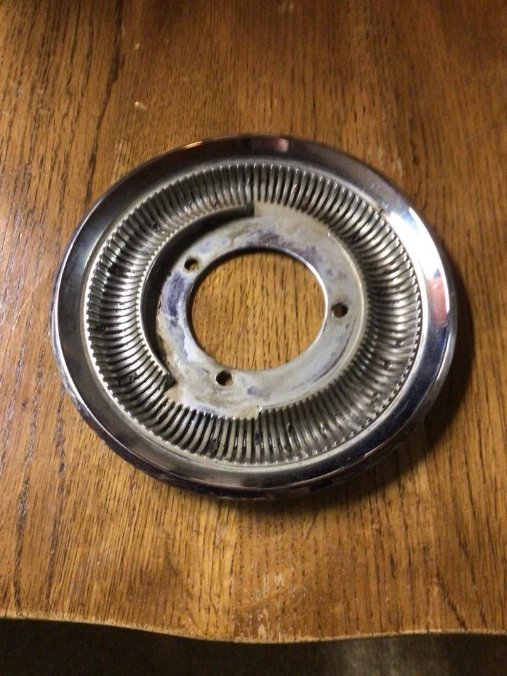 1969 道奇充电器, 油气盖 底板 — 第 1/1 张图片