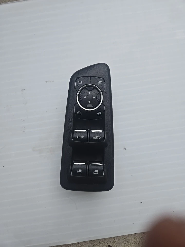 Interruptor de ventana de puerta lateral izquierda Ford Explorer 2011-2015 - OEM Foto 1 de 1