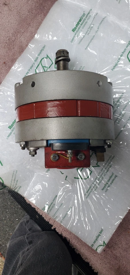 Xke Jaguar Series III 交流发电机-oem Butec,重建 — 第 1/3 张图片