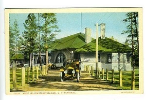 West Yellowstone Park U. P.Terminal Zug Depot Eisenbahn Station Postkarte - Picture 1 of 1