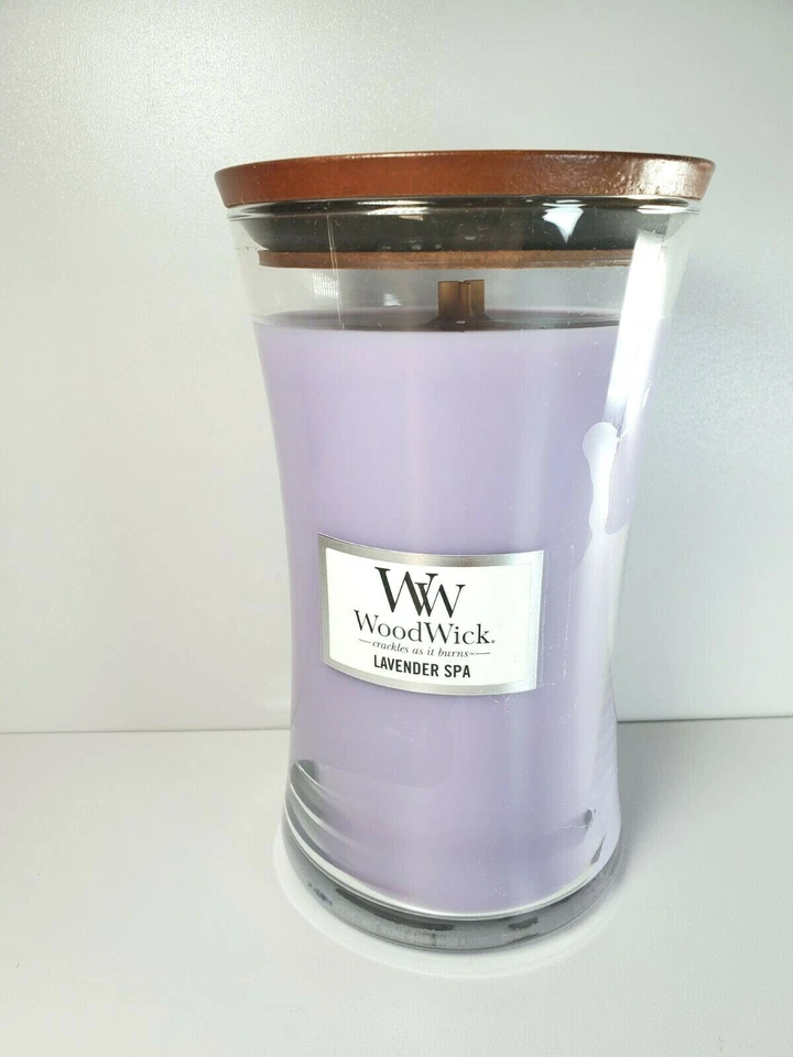 Vela WOODWICK "Se agrieta mientras se quema" GRANDE Lavanda Spa 21,5 OZ Foto 1 de 1