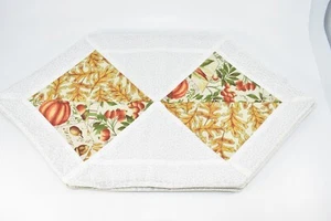 VINTAGE HANDMADE DIAMOND WITH FALL THEME PLACEMATS LINED SET OF 4 WHITE - Picture 1 of 6
