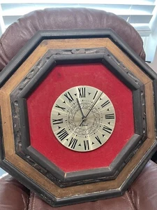 Reloj de pared vintage AVANTE madera rojo MCM mediados de siglo moderno HL - Imagen 1 de 4