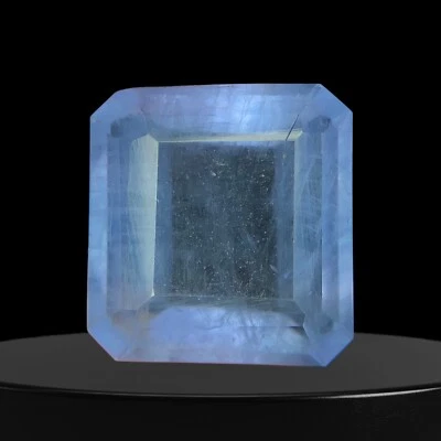 21.40crt Natural Gorgeous A++ Blue Square Shape Fluorite Gemstone - Image 1 of 4