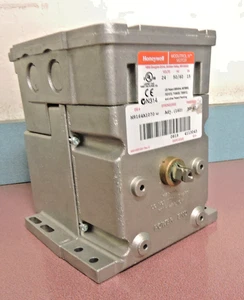 NUOVO attuatore motore Honeywell M9164A1070 Modutrol IV / 30-60 SEC 15VA 24V - Foto 1 di 7