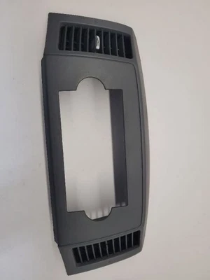 2007 2008 2009 2010  Jeep Grand Cherokee Radio Bezel Dash Trim Vents  Foto 1 de 4