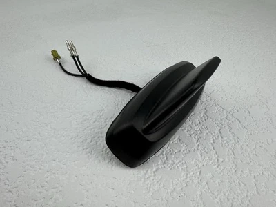 Radio de techo Sierra Silverado 2015-2019 antena aleta de tiburón negra 23258454 OEM Foto 1 de 4