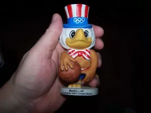 1984 Los Angeles Olympics Basketball statue - Picture 1 of 2