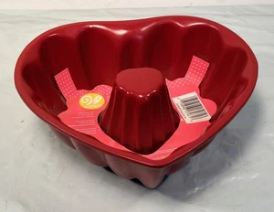 Wilton Teglia da Forno a Forma di Cuore 8" Tubo Scanalato (Colorata) 2105-7961 Alluminio - Foto 1 di 3