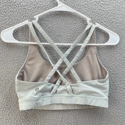 Lululemon Sports Bra Womens 6 Light Green Cross Back Strappy Yoga Gym Comfort * - Image 1 of 4