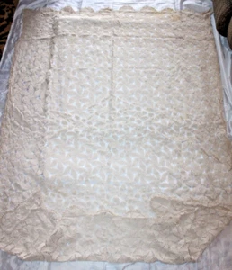 Vintage Handmade Shabby Cottage Chic Crochet Pinwheel Tablecloth 74" X 52" - Picture 1 of 9