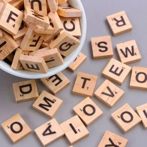 100 WOODEN SCRABBLE TILES BLACK LETTERS NUMBERS FOR CRAFTS WOOD ALPHABETS *UK SP - Picture 1 of 13