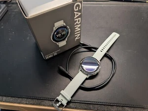Garmin Venu 3S Smartwatch - Sage Gray - Photo 1 sur 5