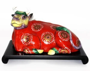 Porcelaine de Paris Floral Decorated Porcelain Cow Bull Figurine w/ Base, 8 1/4" - Picture 1 of 6